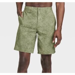 Men’s leaf print hybrid swim shorts 32
